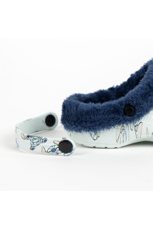 Crocs invierno STITCH